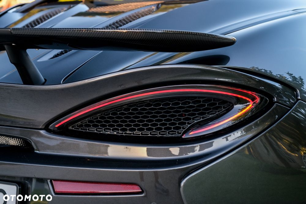 McLaren 570S Coupe - 4