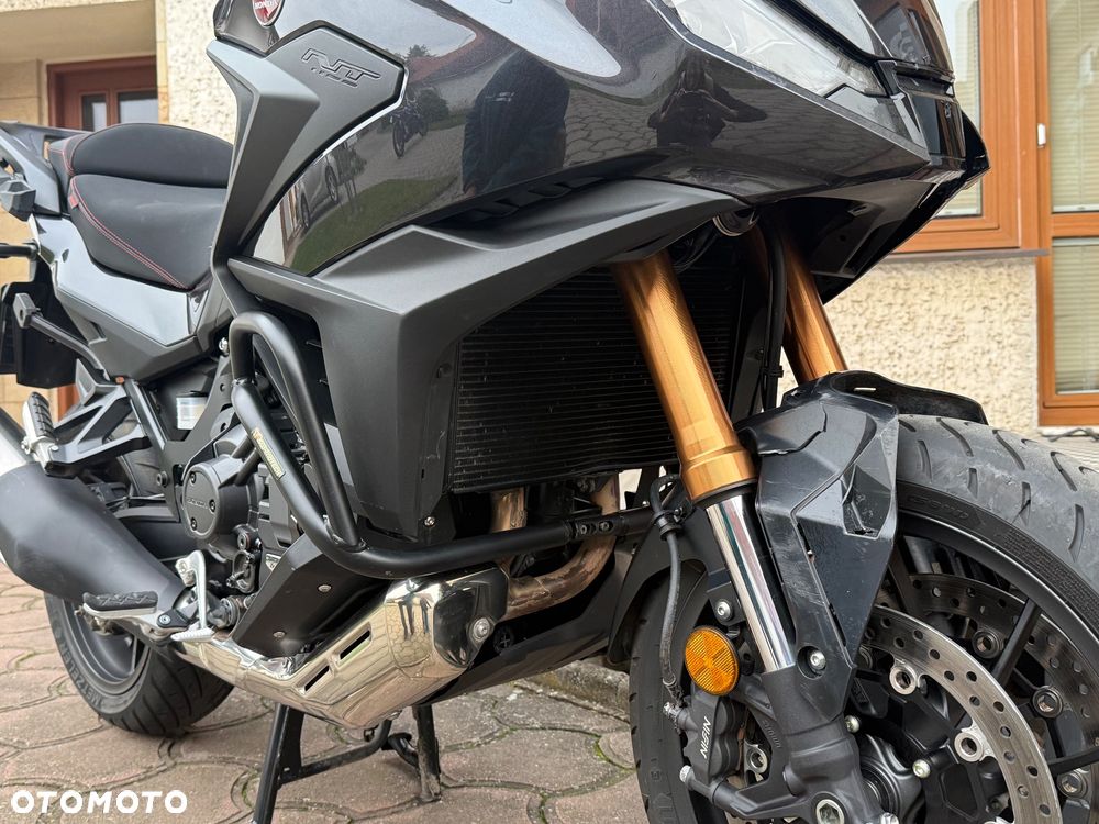 Honda NT - 9
