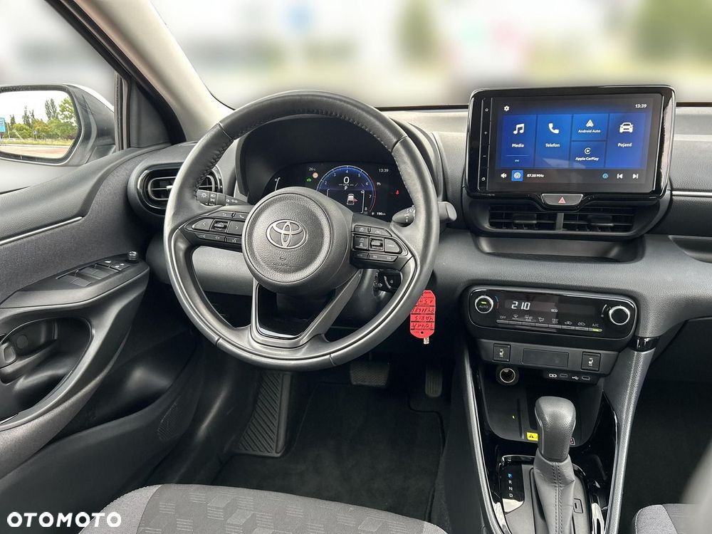 Toyota Yaris Hybrid 1.5 Style - 12