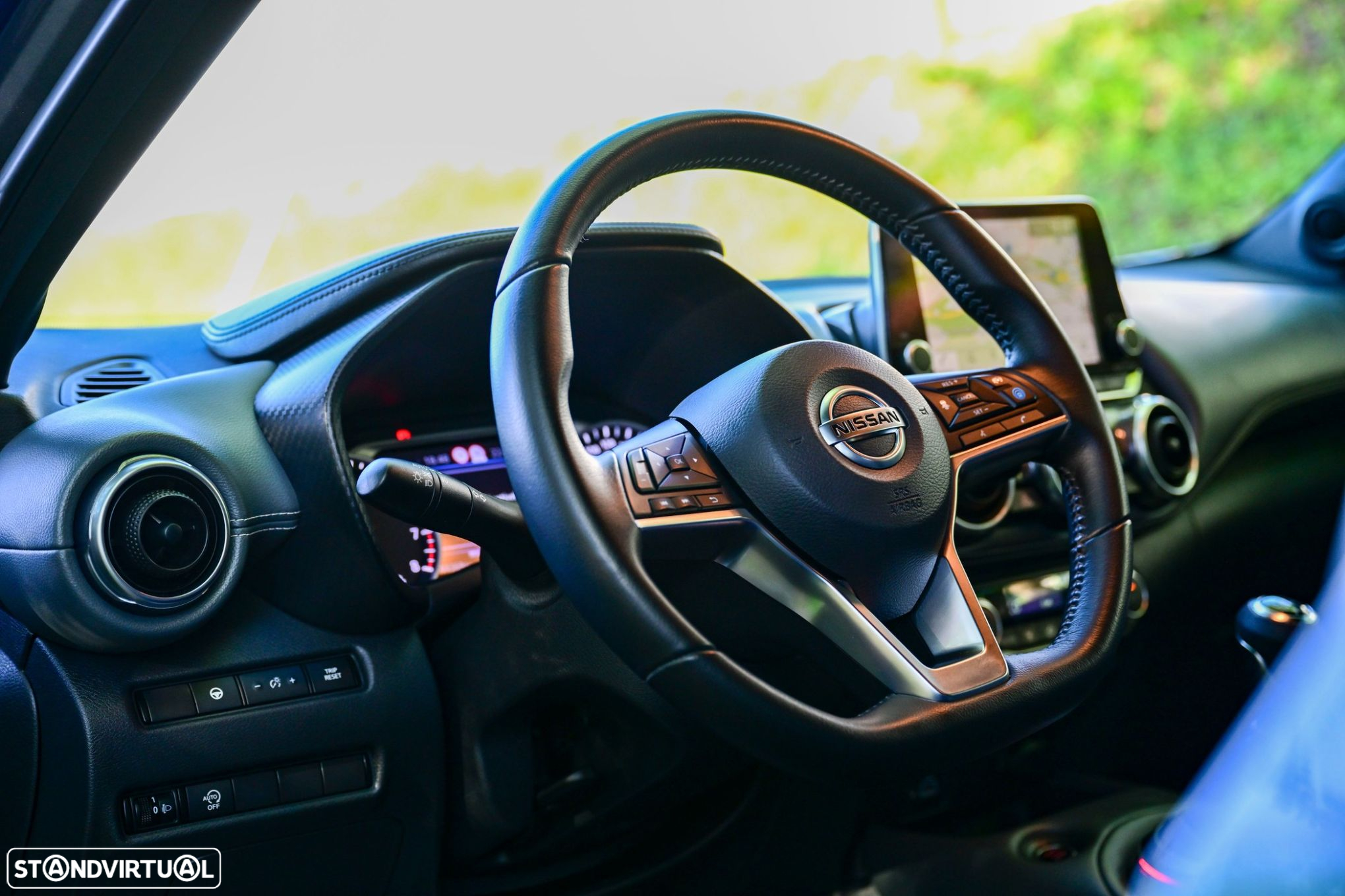 Nissan Juke 1.0 DIG-T Tekna - 26