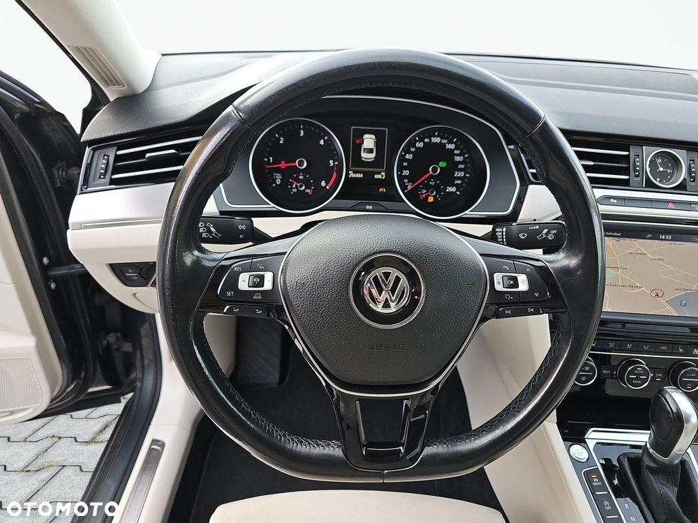 Volkswagen Passat 2.0 TDI BMT Highline - 22