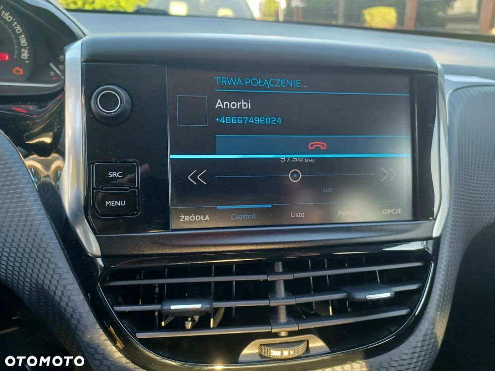 Peugeot 208 1.2 PureTech Style - 15