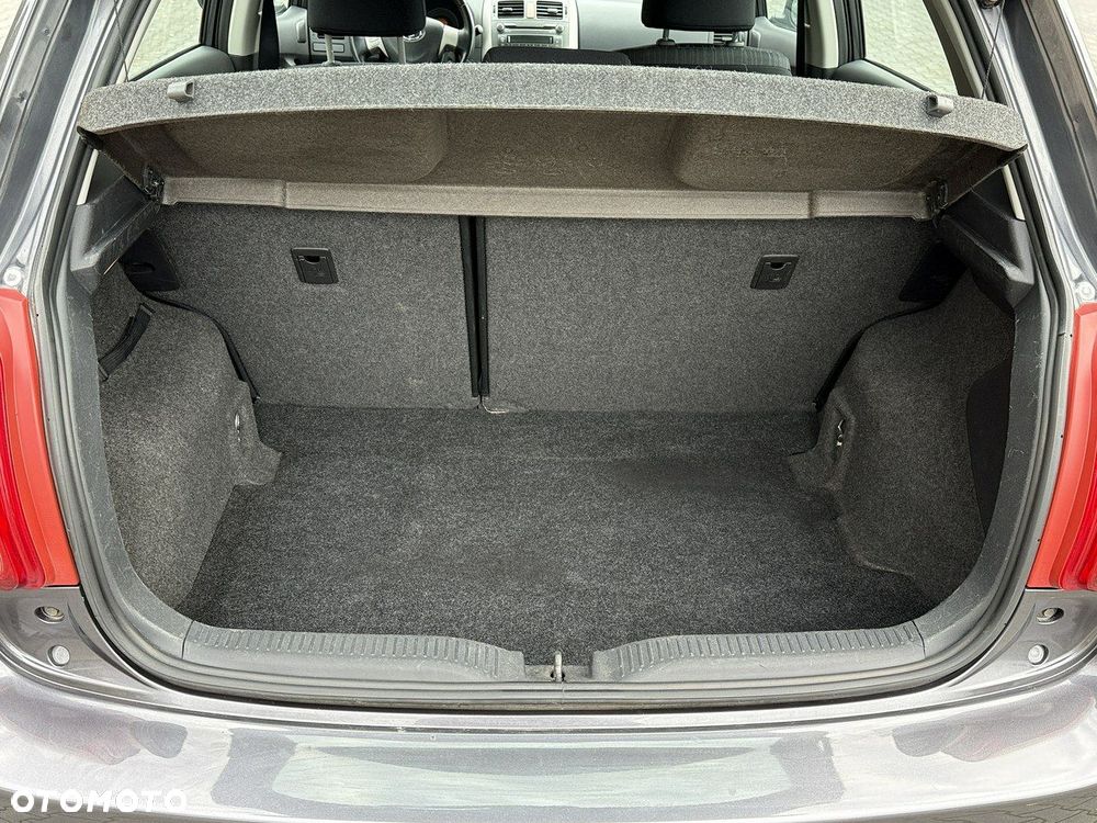 Toyota Auris 1.4 D-4D Premium - 23