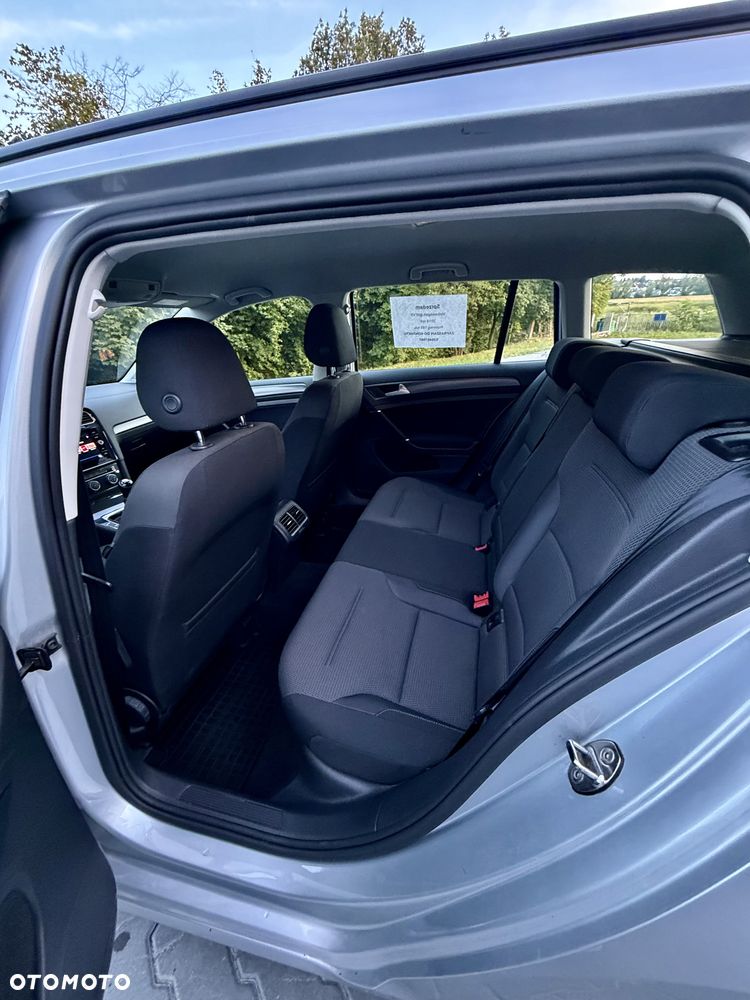 Volkswagen Golf 1.6 TDI BMT Comfortline - 13
