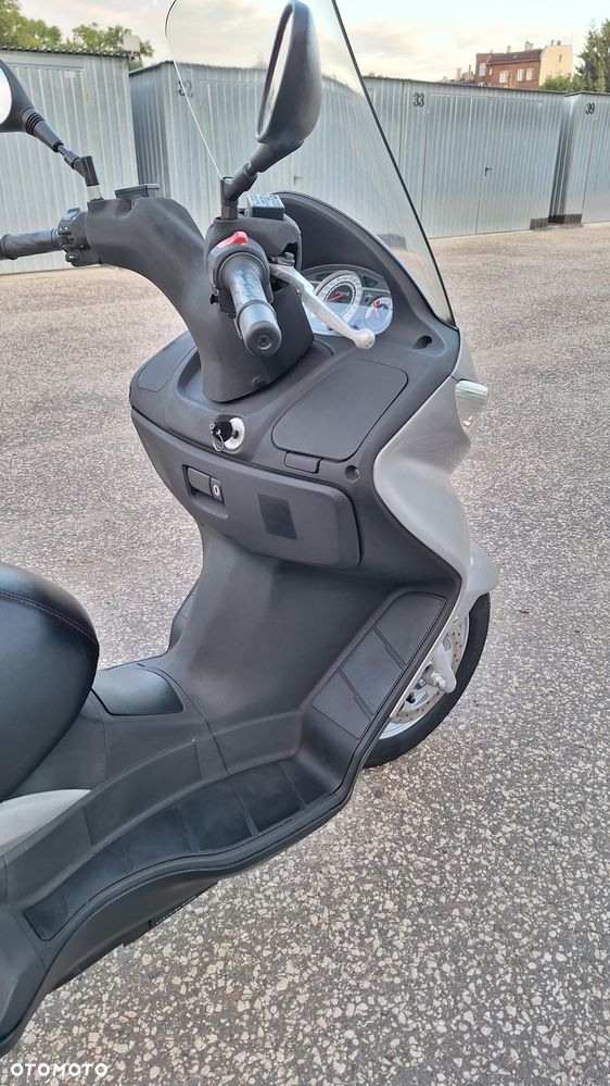 Suzuki Burgman - 17