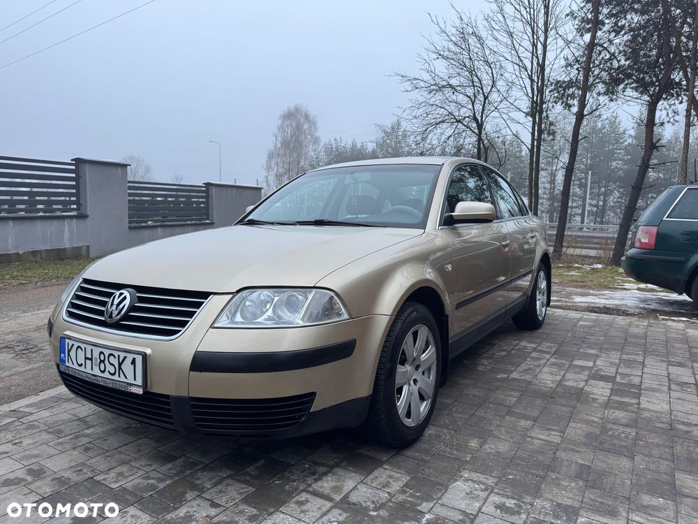 Volkswagen Passat - 2