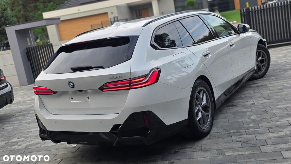 BMW Seria 5 520i mHEV M Sport - 8