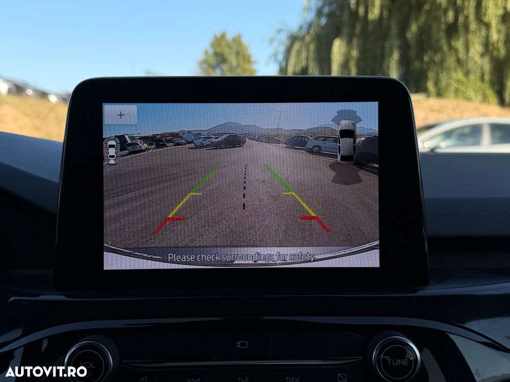 Ford Kuga 2.0 EcoBlue mHEV FWD ST Line - 26