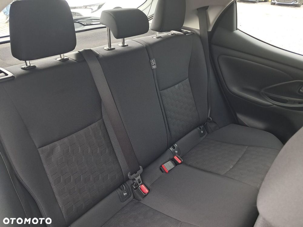 Toyota Yaris Hybrid 1.5 Comfort - 22