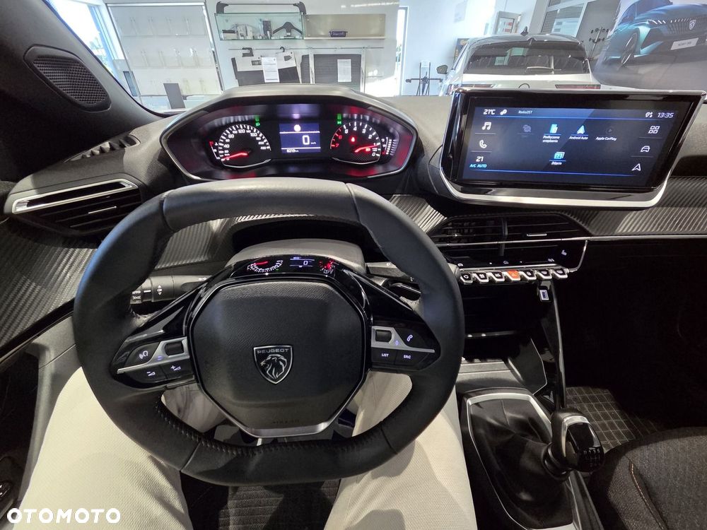 Peugeot 2008 - 13