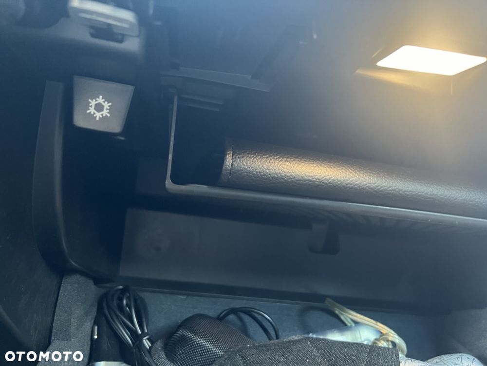 Volvo V90 D5 AWD Geartronic Momentum Pro - 20