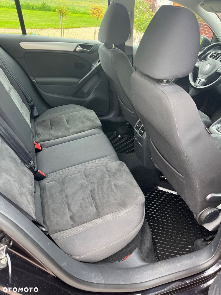 Volkswagen Golf 1.6 TDI BlueMot Comfortline DSG - 9
