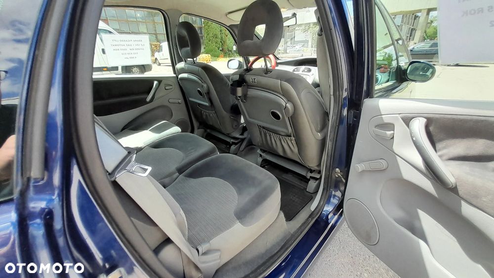 Citroën Xsara Picasso 2.0 16V Exclusive - 13