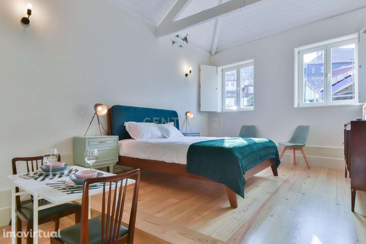T0+1 Mobilado com Licença de Alojamento Local no Centro Histórico do P - Grande imagem: 2/34