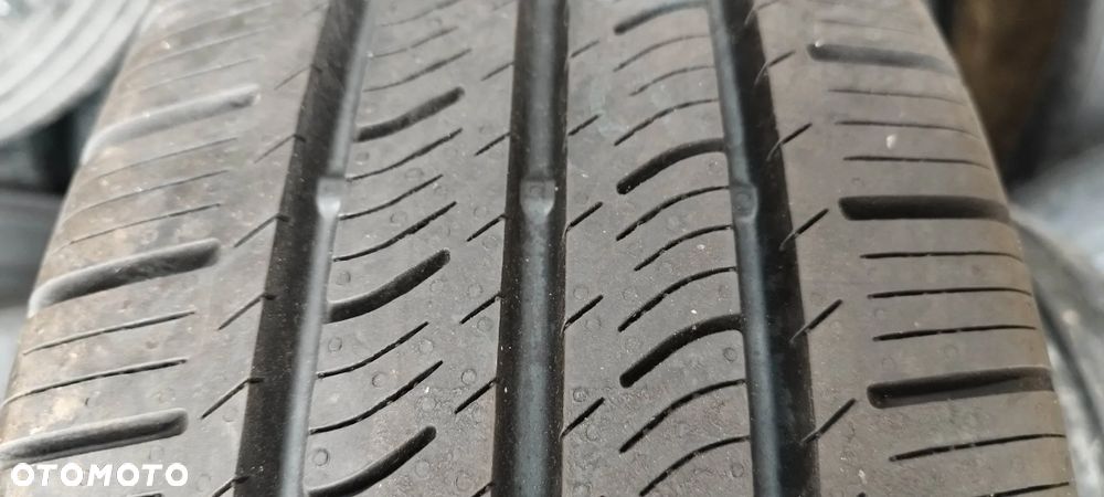 225/70/15 c pirelli carier allseason - 1