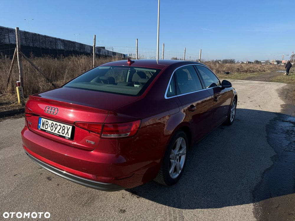 Audi A4 Limousine - 3