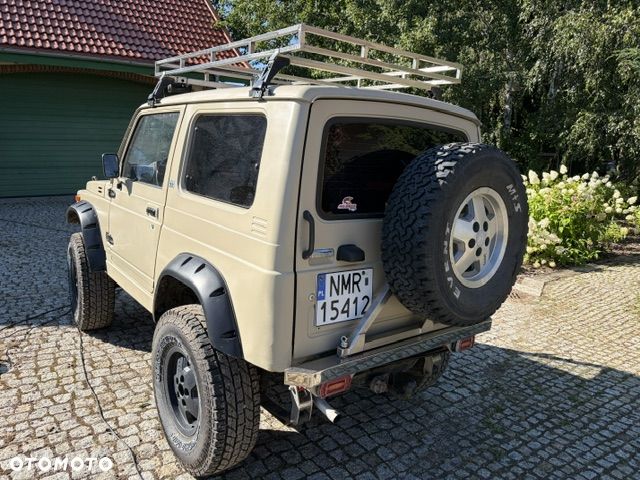Suzuki Samurai - 12