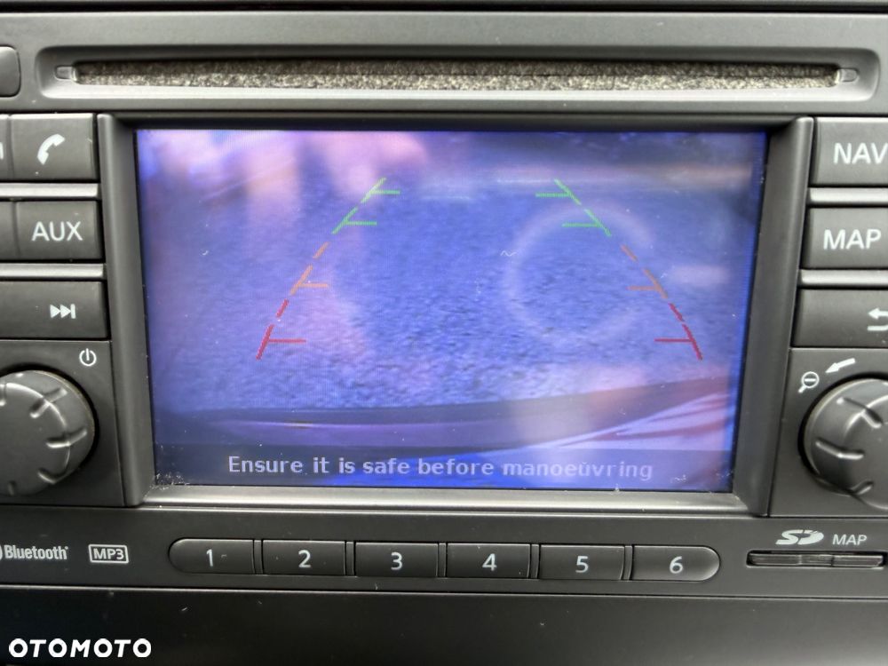 Nissan Qashqai 2.0 dCi 4 x 4 DPF tekna - 14