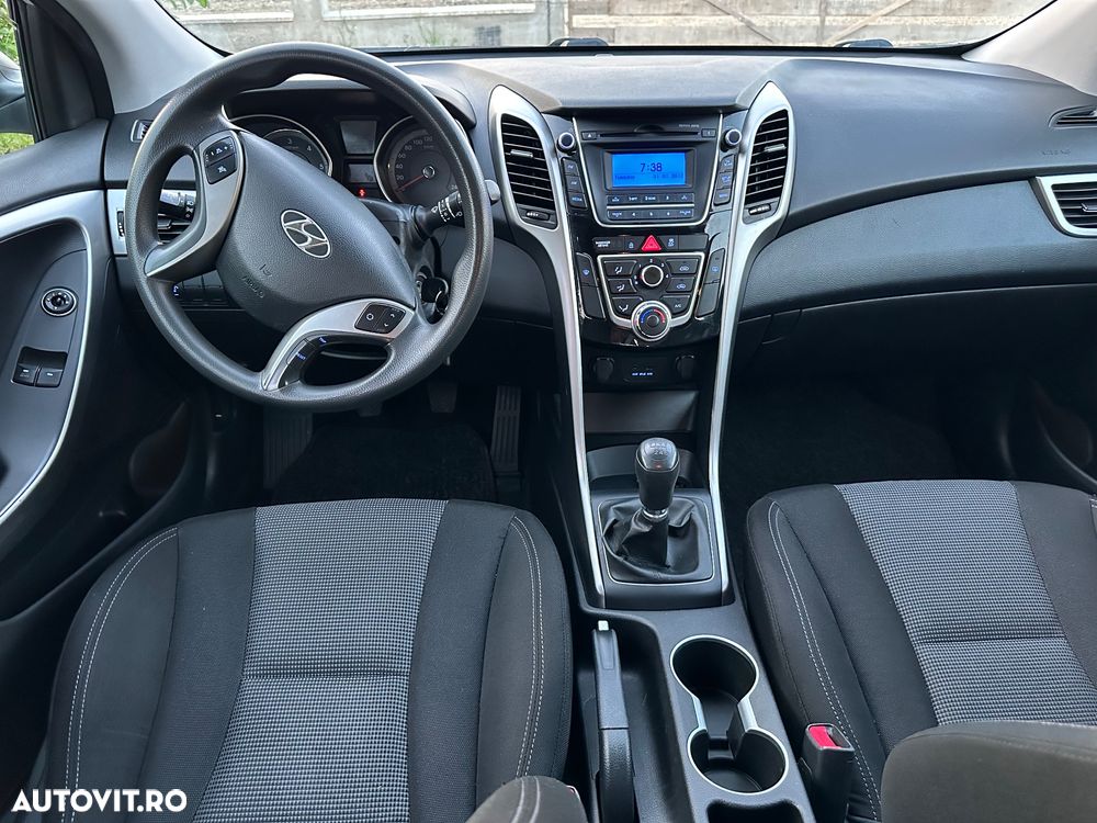 Hyundai i30 1.6 CRDI Comfort - 5