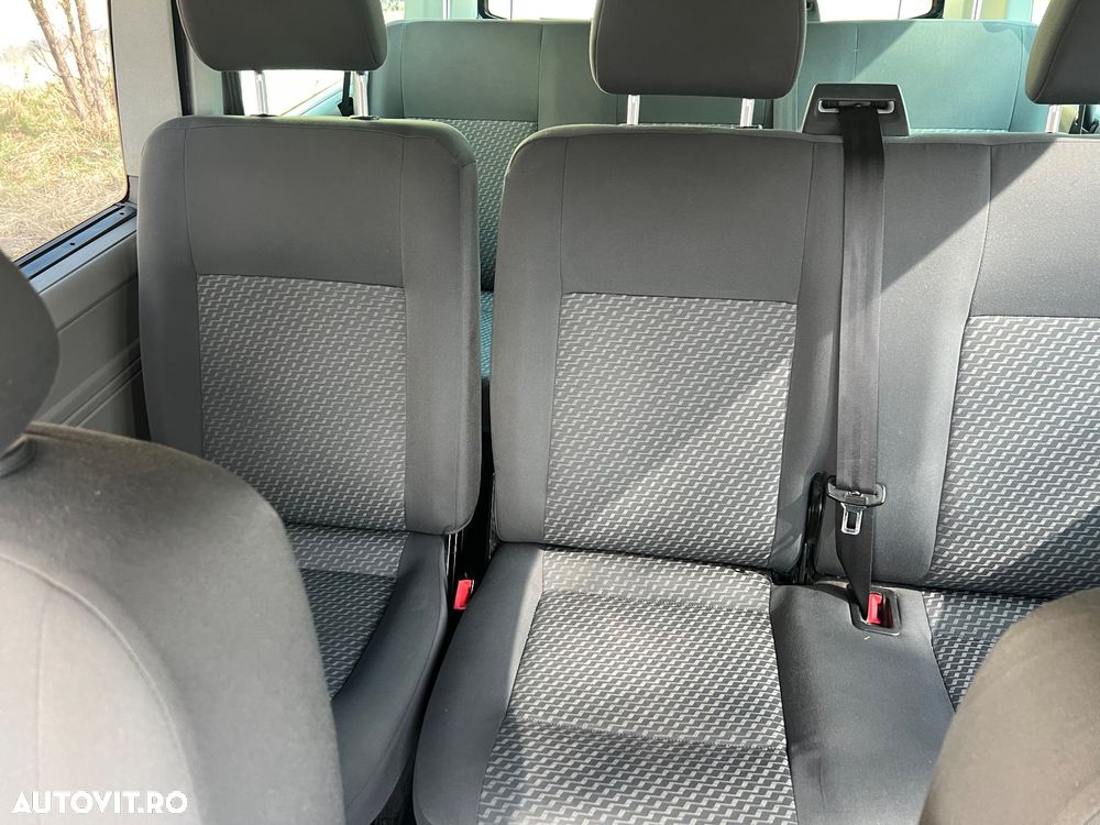 Volkswagen Transporter - 6