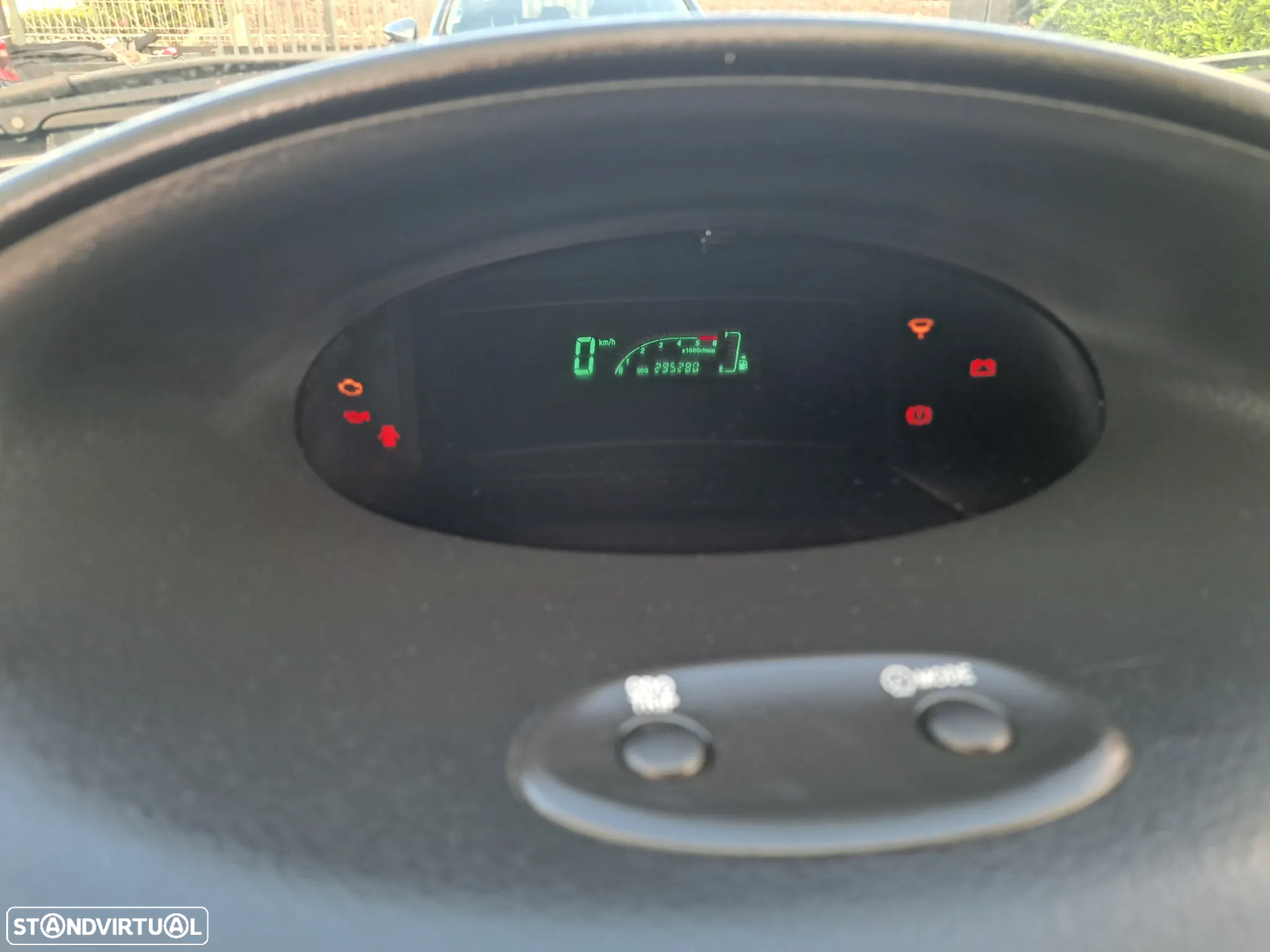 Toyota Yaris 1.4 D-4D Sol AC - 7