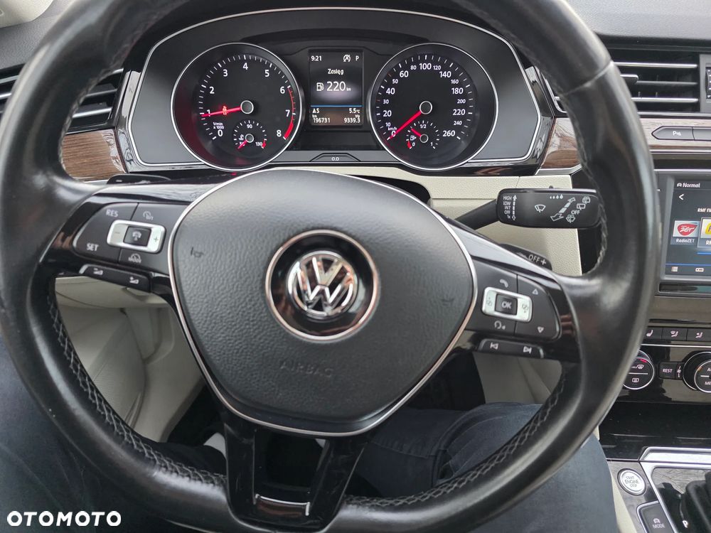 Volkswagen Passat 1.8 TSI BMT Highline DSG - 12