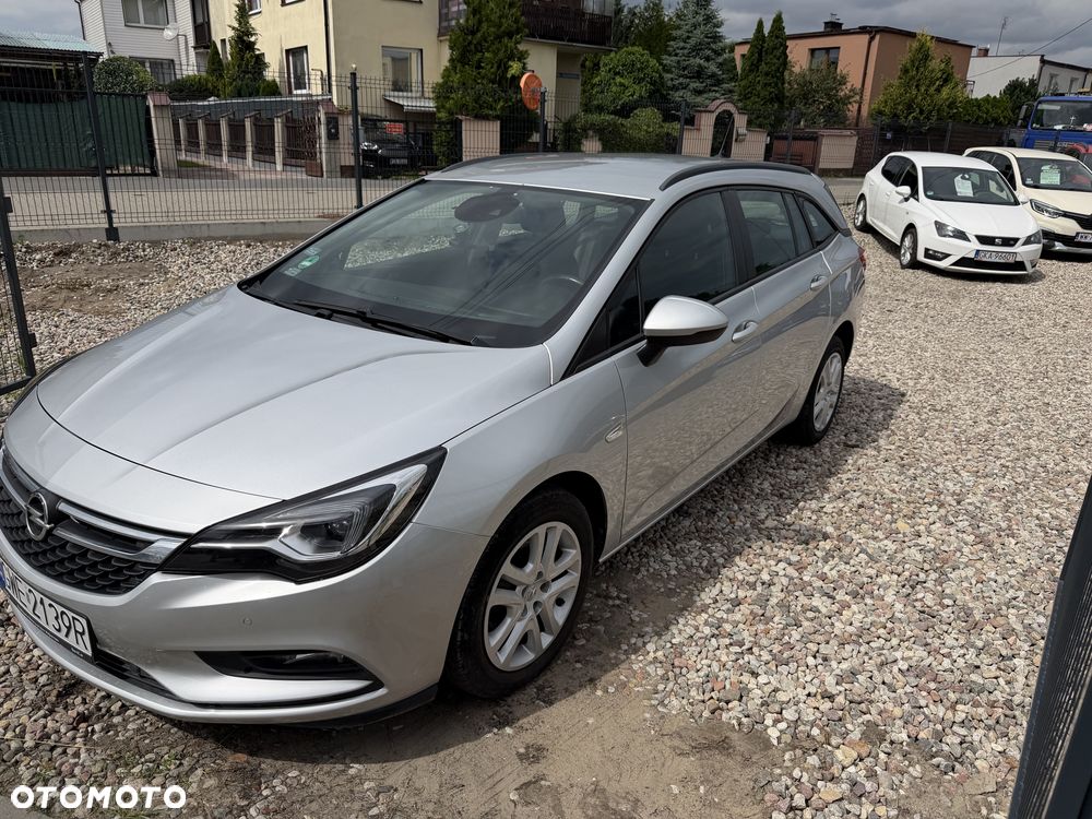 Opel Astra - 1