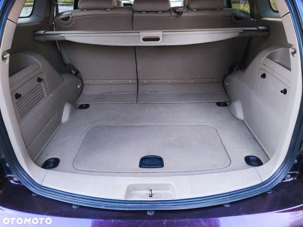 SsangYong/KGM Kyron 200 Xdi Elegance + - 16