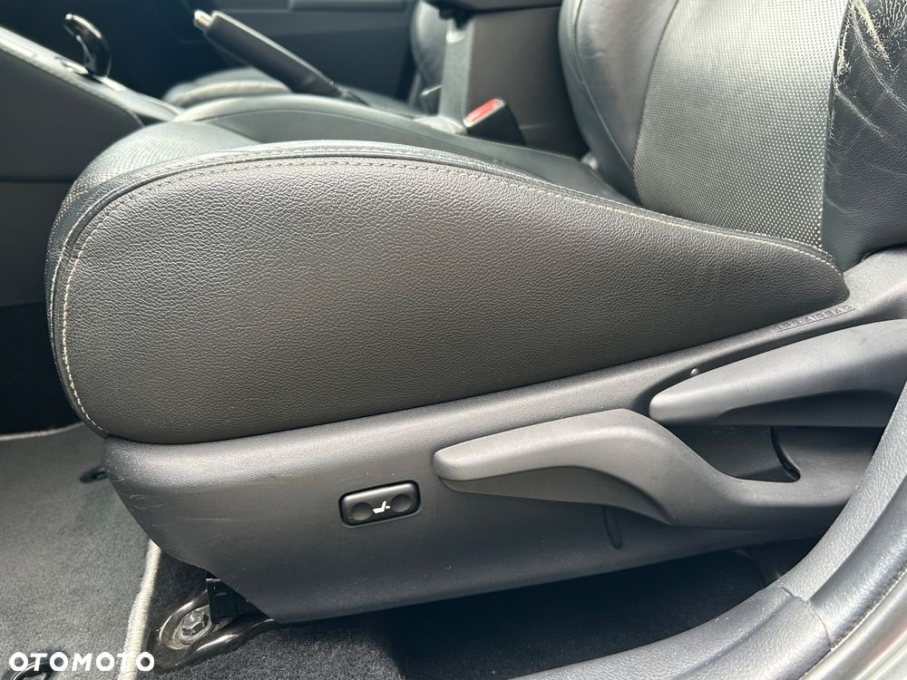 Toyota Auris Hybrid 135 Prestige - 14