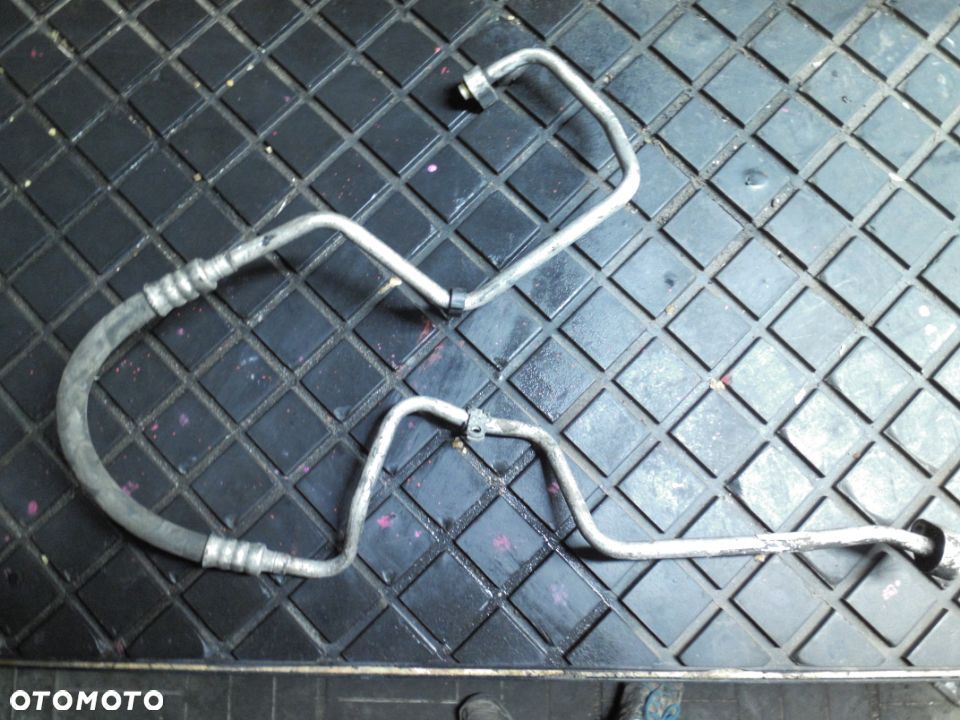 VOLVO V40 S40 1,8i WĄŻ KLIMATYZACJI WERSJA EUROPEJSKA - 1