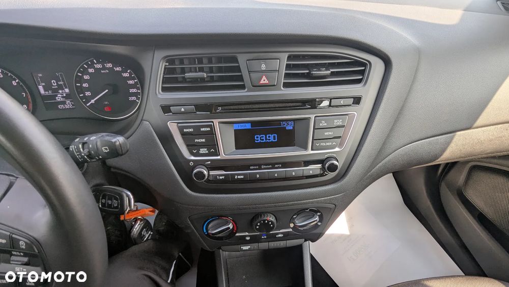 Hyundai i20 1.25 Comfort - 19