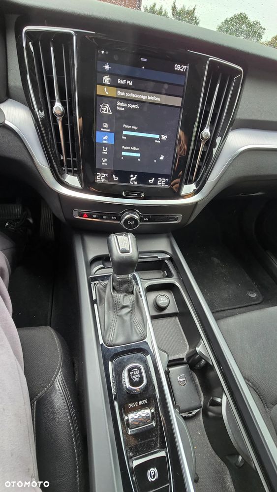 Volvo V60 D4 Momentum Pro - 10