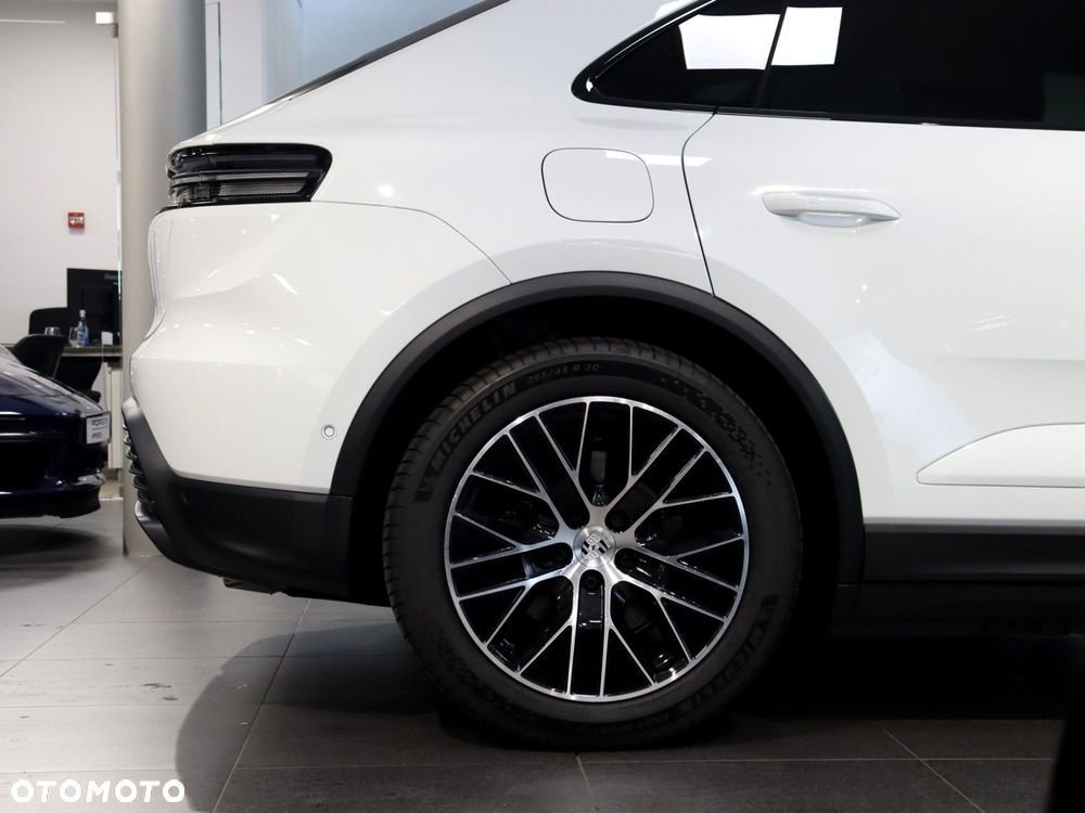 Porsche Macan 100kWh - 13