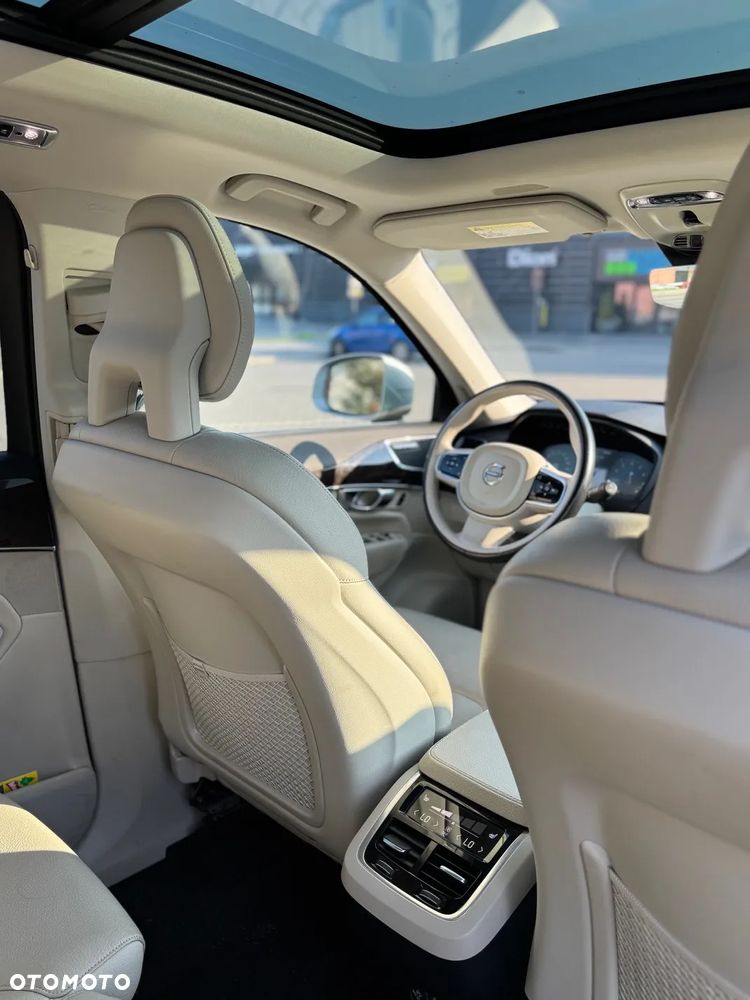 Volvo XC 90 - 10