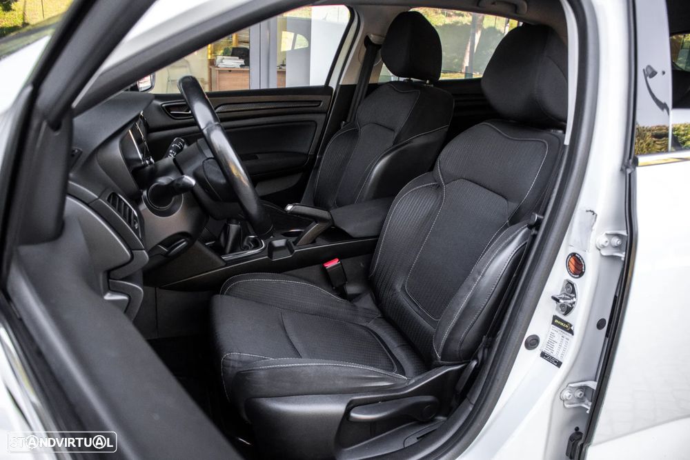 Renault Mégane 1.5 dCi Confort - 26