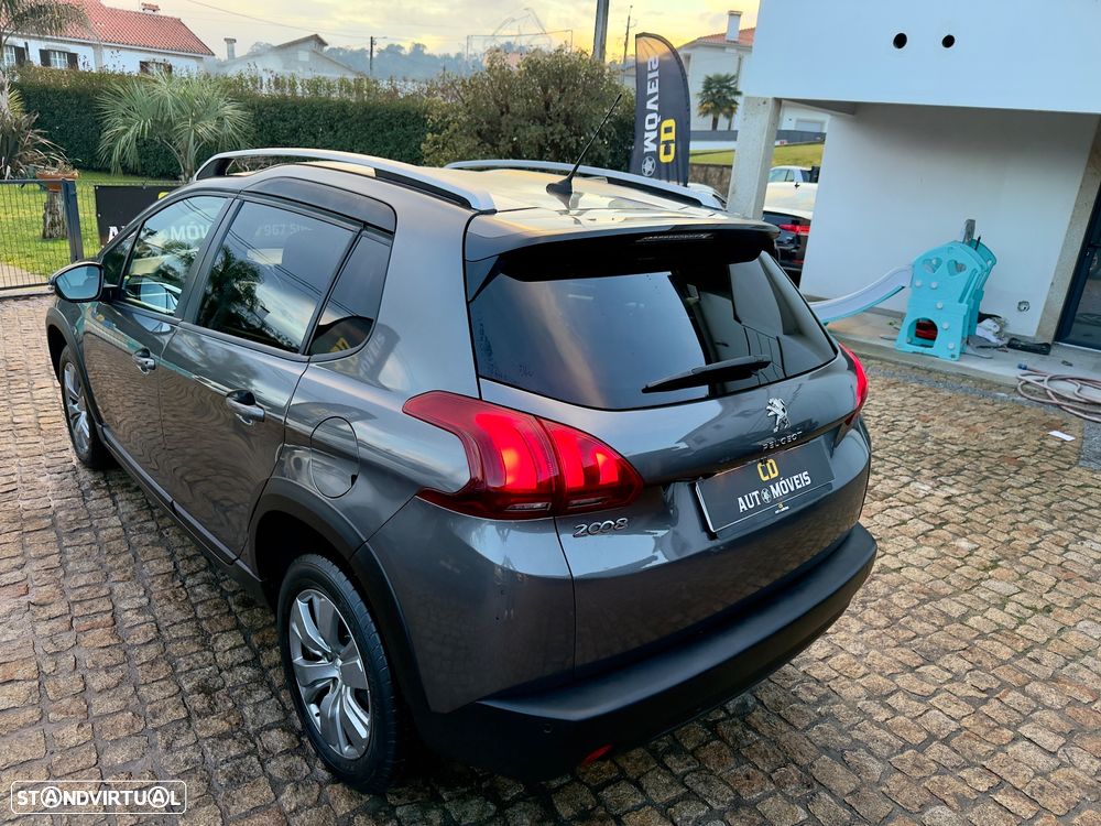 Peugeot 2008 1.5 BlueHDi Signature - 22