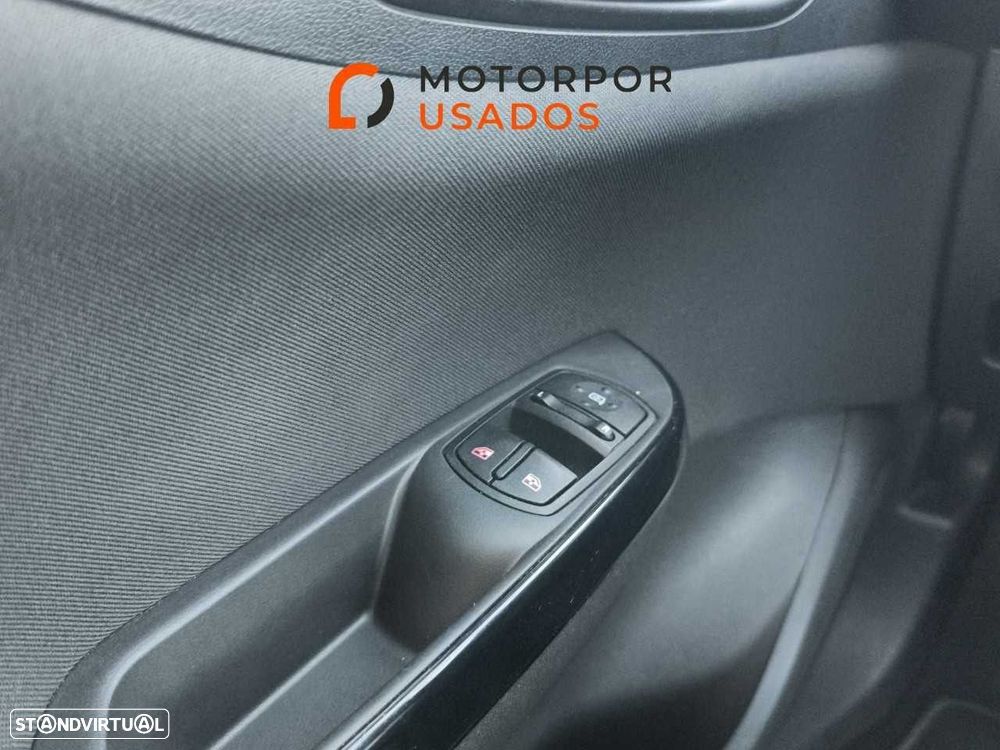 Opel Corsa 1.2 120 Anos - 18