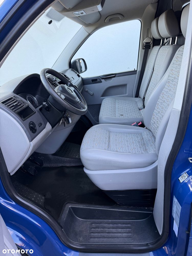 Volkswagen Transporter - 30