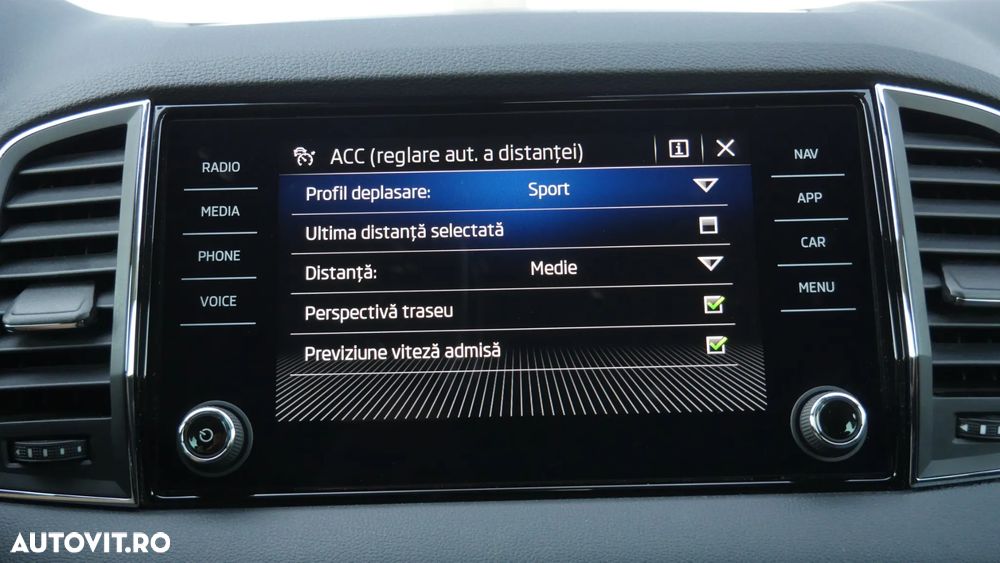 Skoda Karoq 2.0 TDI SCR 4x4 DSG Clever - 31