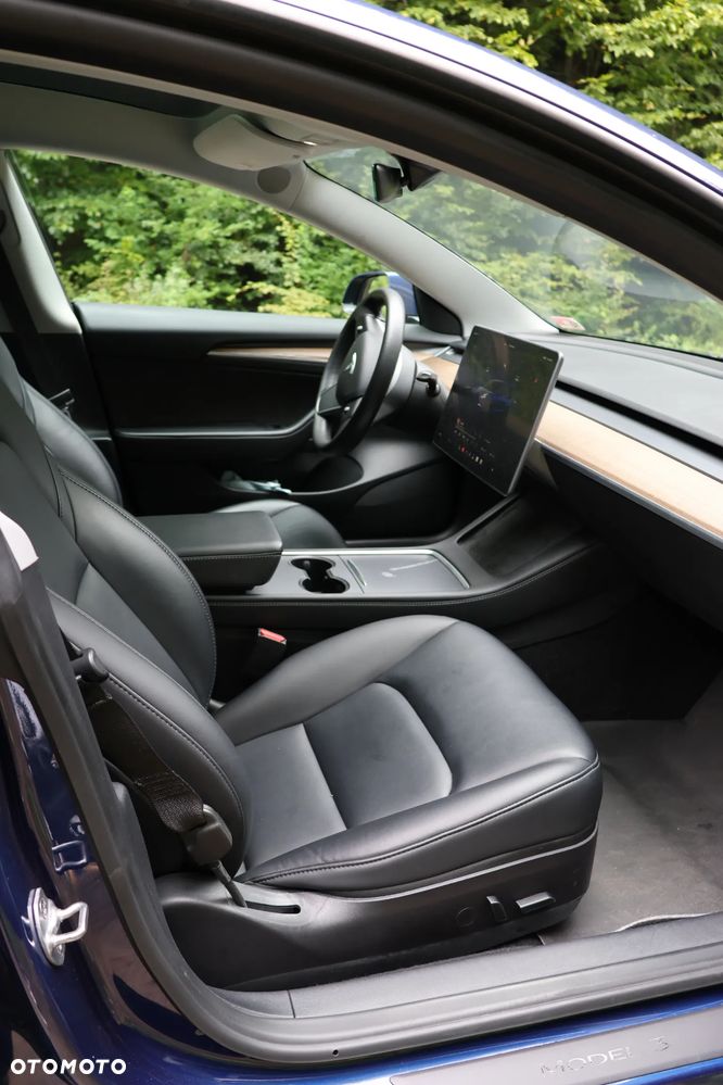 Tesla Model 3 RWD - 9