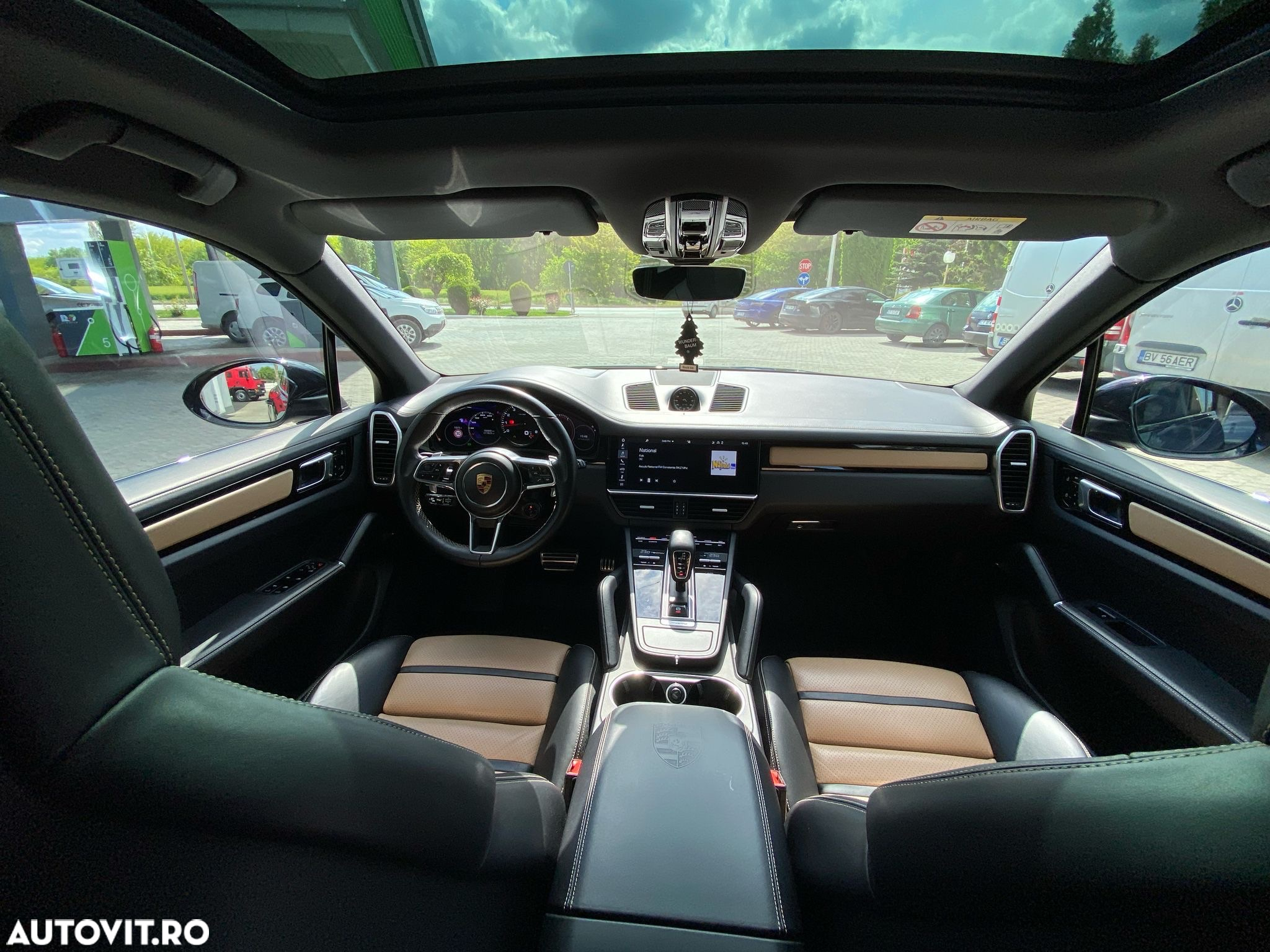 Porsche Cayenne S - 11