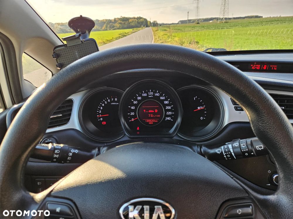 Kia Ceed - 6