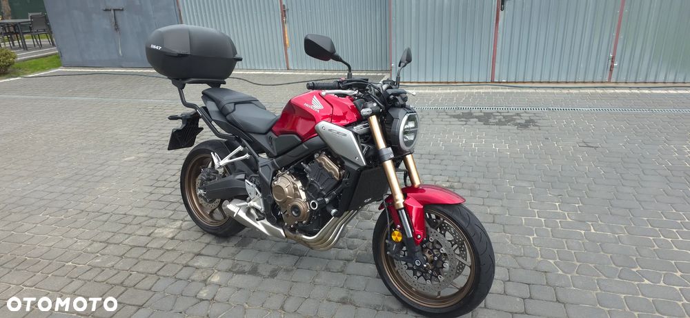 Honda CB - 3