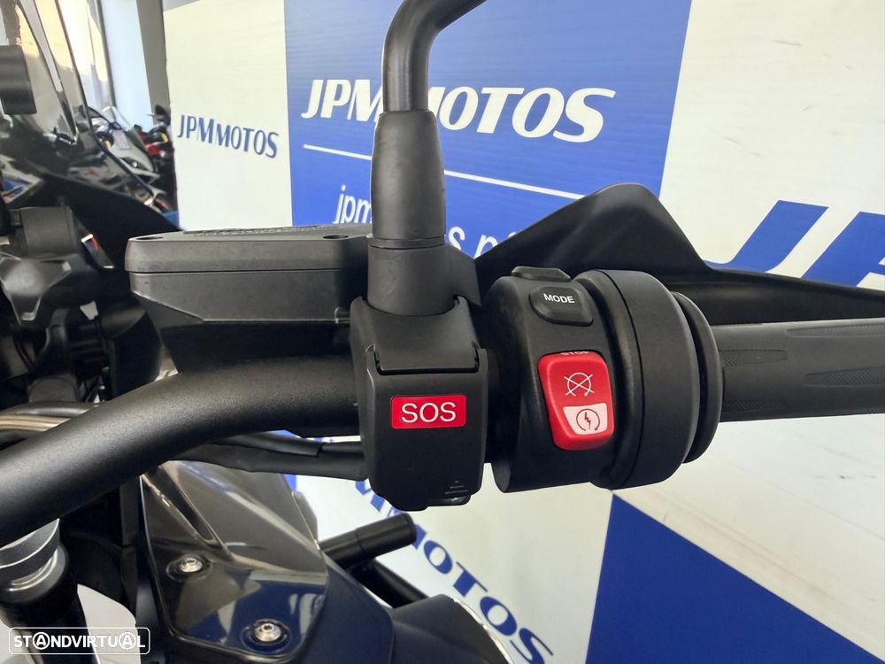 BMW R 1250 GS Adventure TRIPLE BLACK - 10