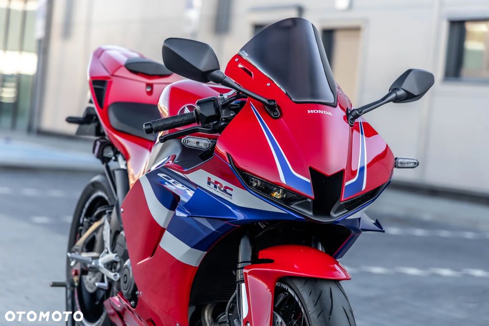 Honda CBR - 27