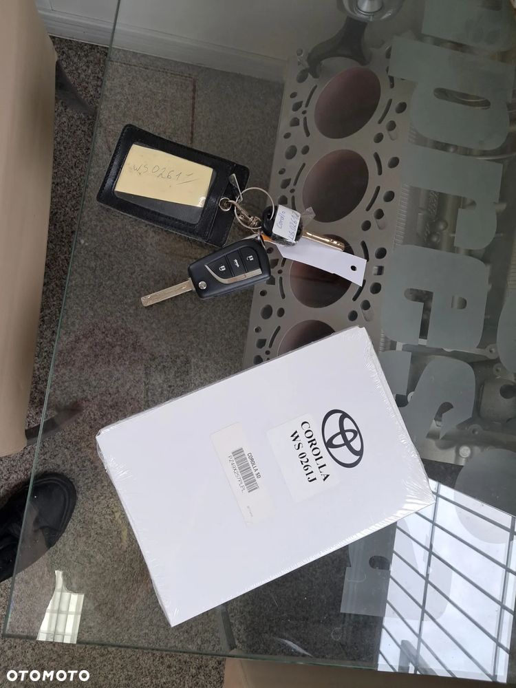 Toyota Corolla - 19