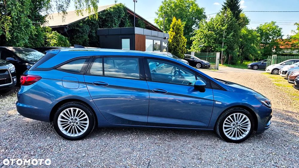 Opel Astra 1.6 T Elite S&S - 10