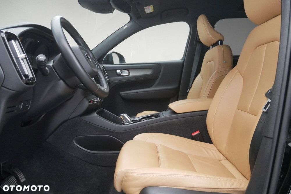 Volvo XC 40 - 12