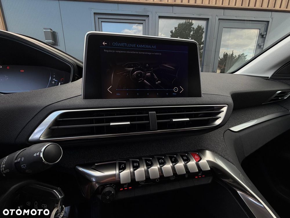 Peugeot 3008 BlueHDi 130 Stop & Start EAT8 Allure - 36