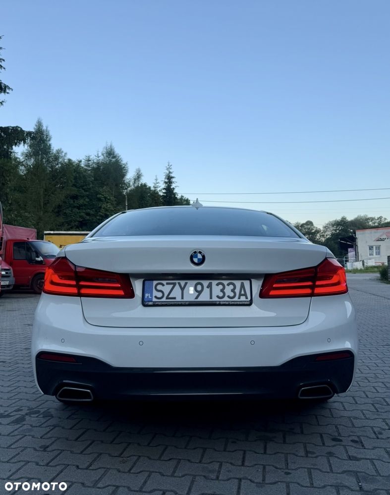 BMW Seria 5 518d M Sport - 3